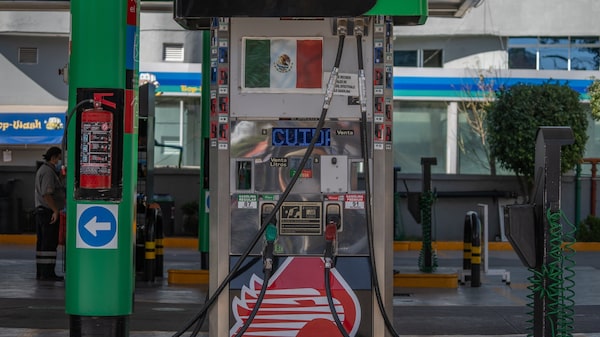 Hacienda reduce el subsidio al diésel tras reunión de empresarios con Sheinbaum Hacienda reduce el subsidio al diésel tras reunión de empresarios con Sheinbaum