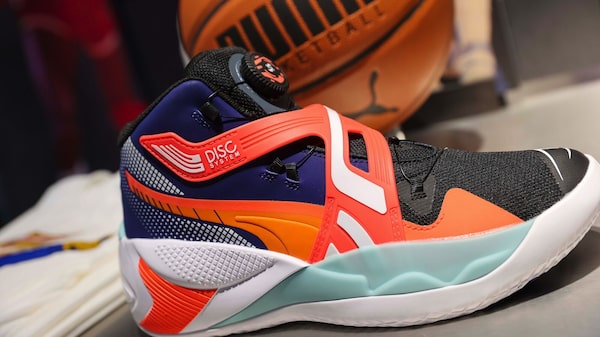 Chinesa Anta Sports compra fatia da Puma por US$ 1,8 bilhões para crescer no Ocidente Chinesa Anta Sports compra fatia da Puma por US$ 1,8 bilhões para crescer no Ocidente