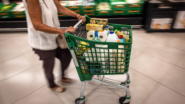Precios de consumo en EE.UU. repuntan en un camino lleno de baches para la inflación Precios de consumo en EE.UU. repuntan en un camino lleno de baches para la inflación
