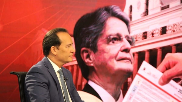 ‘Muerte cruzada’ en Ecuador: Lasso mantiene el decreto “en su escritorio” ‘Muerte cruzada’ en Ecuador: Lasso mantiene el decreto “en su escritorio”