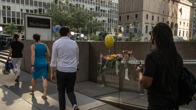 Executiva líder da Blackstone em real estate foi uma das vítimas de ataque em NY Executiva líder da Blackstone em real estate foi uma das vítimas de ataque em NY