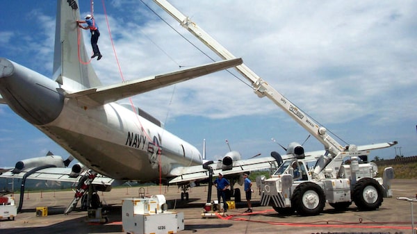 Relaciones de EE.UU. y China: Una larga historia de globos, bombas y drones Relaciones de EE.UU. y China: Una larga historia de globos, bombas y drones