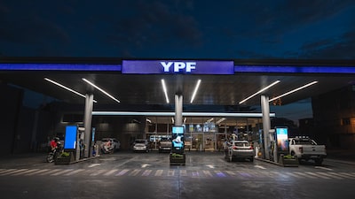 La promesa de YPF sobre el precio de la nafta y el acuerdo alcanzado con privados para evitar sobresaltos La promesa de YPF sobre el precio de la nafta y el acuerdo alcanzado con privados para evitar sobresaltos