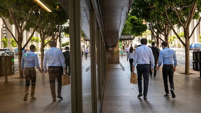 Argentina es el país de la región donde menos personas trabajan de lo que estudian Argentina es el país de la región donde menos personas trabajan de lo que estudian