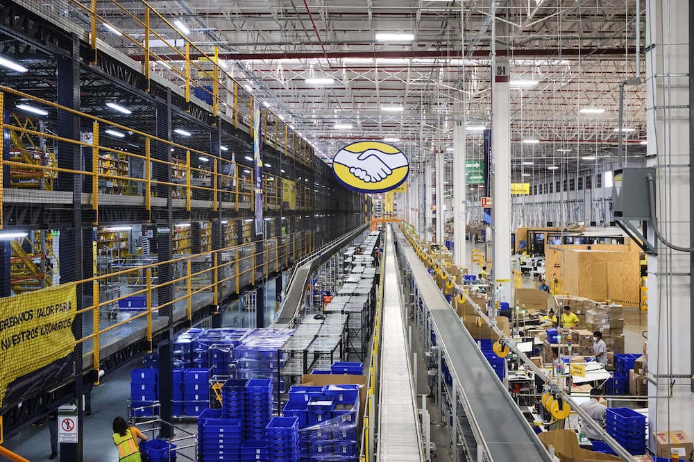 Un Centro de Distribución de MercadoLibre (Cedis) en Prologis Park Grande en Tepotzotlán, estado de México. Fotógrafo: Mauricio Palos/Bloomberg
Un Centro de Distribución de MercadoLibre (Cedis) en Prologis Park Grande en Tepotzotlán, estado de México. Fotógrafo: Mauricio Palos/Bloomberg