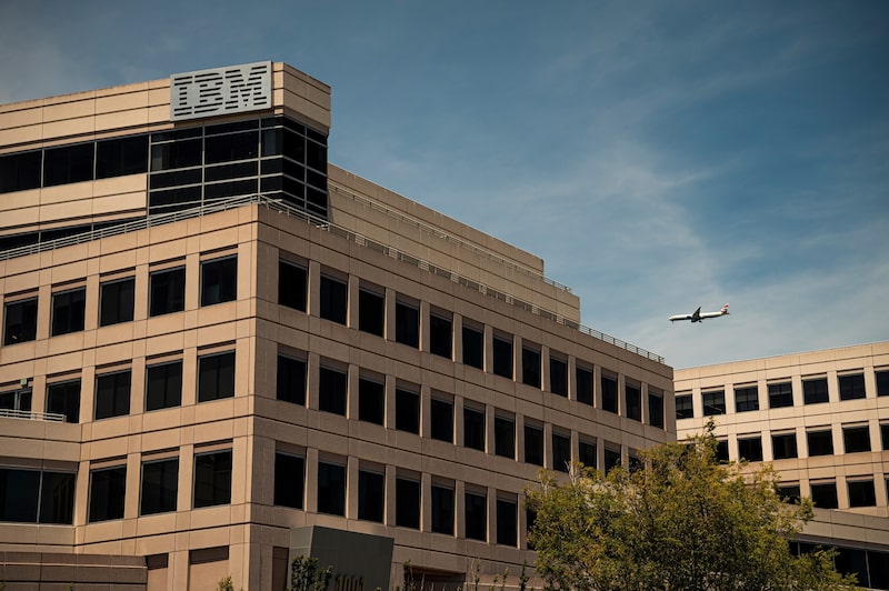 Oficinas de IBM en Foster City, California. Fotógrafo: David Paul Morris/Bloomberg. Oficinas de IBM en Foster City, California. Fotógrafo: David Paul Morris/Bloomberg.