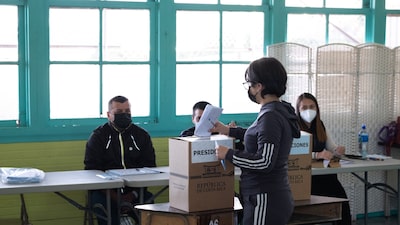 Expresidente contra economista: la elección de candidatos promercado en Costa Rica Expresidente contra economista: la elección de candidatos promercado en Costa Rica