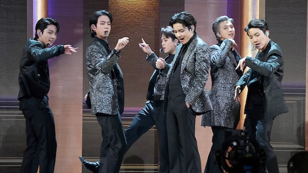 Netflix amplia estratégia global de eventos ao vivo com show de retorno do BTS em Seul Netflix amplia estratégia global de eventos ao vivo com show de retorno do BTS em Seul