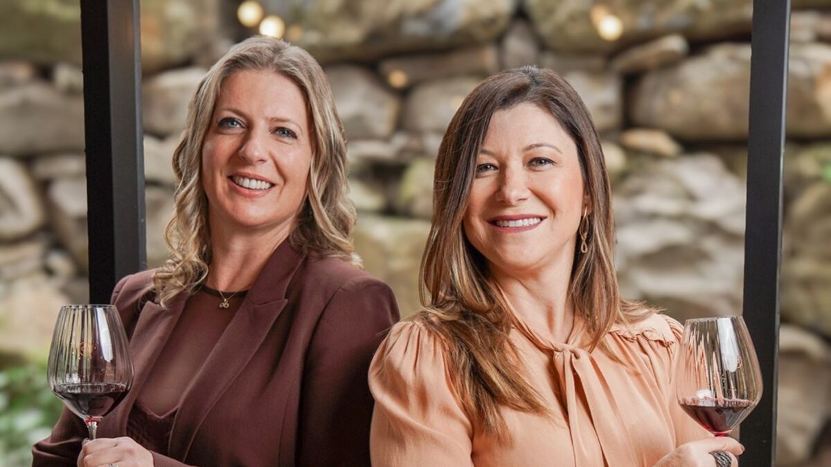 Andreia Gentilini e Juciane Casagrande, sócias da vinícola