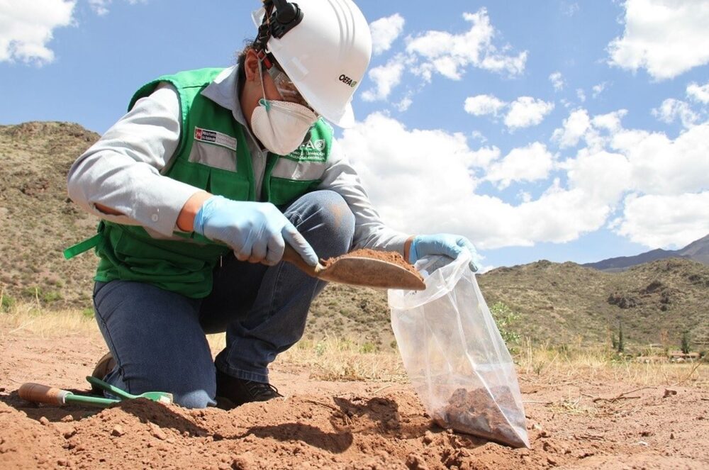 La OEFA supervisa diversas operaciones mineras en Perú. La OEFA supervisa diversas operaciones mineras en Perú.
