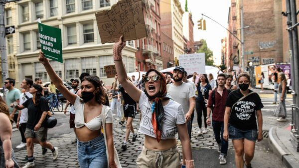 A un año de la derogación de Roe v. Wade, abortar ahora es mucho más caro A un año de la derogación de Roe v. Wade, abortar ahora es mucho más caro