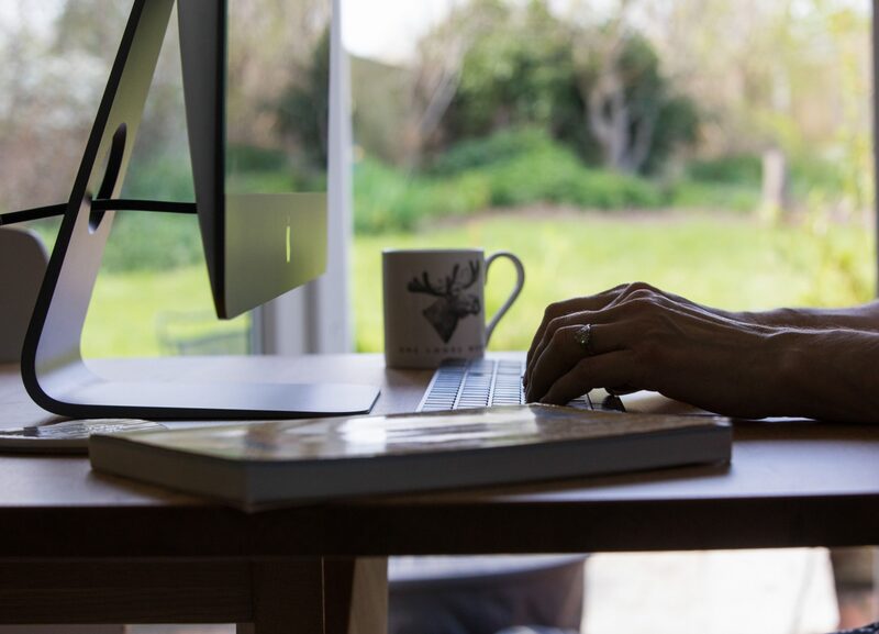 País chegou ao final de outubro com cerca de 9 milhões de desempregados - o menor contingente desde julho de 2015 País chegou ao final de outubro com cerca de 9 milhões de desempregados - o menor contingente desde julho de 2015