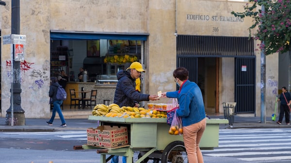 Los lunares del desempleo más bajo en 25 años en Colombia Los lunares del desempleo más bajo en 25 años en Colombia