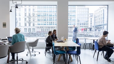 IA vai gerar mais negócios que desemprego, aposta CEO da IWG, dona de Regus e Spaces IA vai gerar mais negócios que desemprego, aposta CEO da IWG, dona de Regus e Spaces