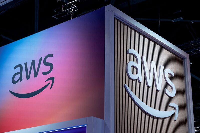 AWS representó más de la mitad de las ganancias operativas de Amazon en el segundo trimestre. Fotógrafo: David Paul Morris/Bloomberg. AWS representó más de la mitad de las ganancias operativas de Amazon en el segundo trimestre. Fotógrafo: David Paul Morris/Bloomberg.