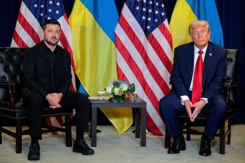 Volodymyr Zelenskiy y Donald Trump durante una reunión bilateral en el marco de la Asamblea General de las Naciones Unidas. Fotógrafo: Chip Somodevilla/Getty Images. Volodymyr Zelenskiy y Donald Trump durante una reunión bilateral en el marco de la Asamblea General de las Naciones Unidas. Fotógrafo: Chip Somodevilla/Getty Images.