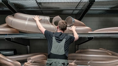 Producción industrial de Alemania cae más de lo esperado y registra su mayor descenso en casi un año Producción industrial de Alemania cae más de lo esperado y registra su mayor descenso en casi un año