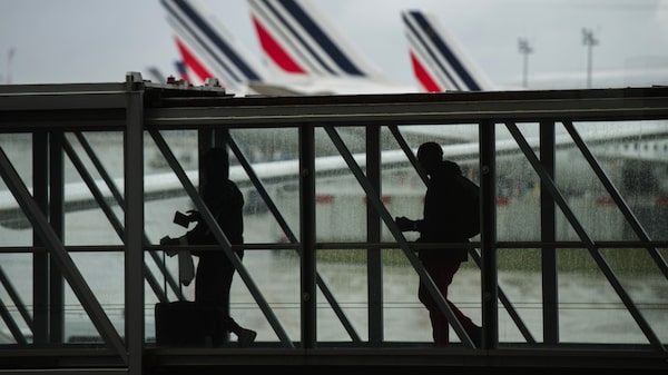 Las aerolíneas pagarán por la contaminación de sus aviones en la Unión Europea Las aerolíneas pagarán por la contaminación de sus aviones en la Unión Europea