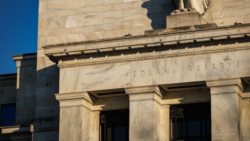 Ata do Fed mostra que membros veem cenário de alta de juros, apesar de pressão de Trump Ata do Fed mostra que membros veem cenário de alta de juros, apesar de pressão de Trump