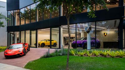 CEO da Lamborghini conta como busca novas gerações para seus carros de milhões CEO da Lamborghini conta como busca novas gerações para seus carros de milhões