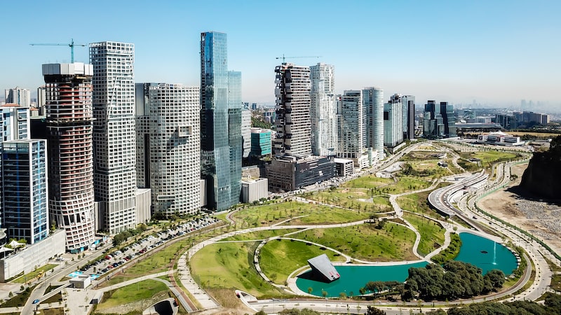 Las ciudades de América Latina y el mundo con mayor salario promedio en 2026, según Deutsche Bank Las ciudades de América Latina y el mundo con mayor salario promedio en 2026, según Deutsche Bank