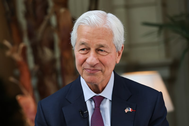 Dimon disse que algumas das consequências da turbulência tarifária poderiam ser um declínio nos investimentos para os EUA Dimon disse que algumas das consequências da turbulência tarifária poderiam ser um declínio nos investimentos para os EUA
