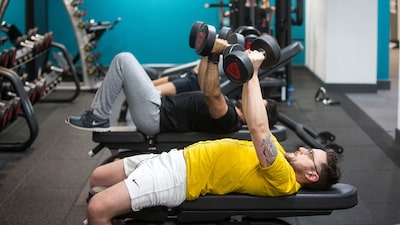 La Generación Z cambia bares por gimnasios: el fitness es su nueva vida social La Generación Z cambia bares por gimnasios: el fitness es su nueva vida social