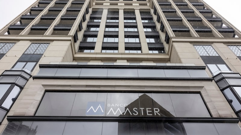 Como o escândalo do Banco Master se espalhou pela política brasileira Como o escândalo do Banco Master se espalhou pela política brasileira