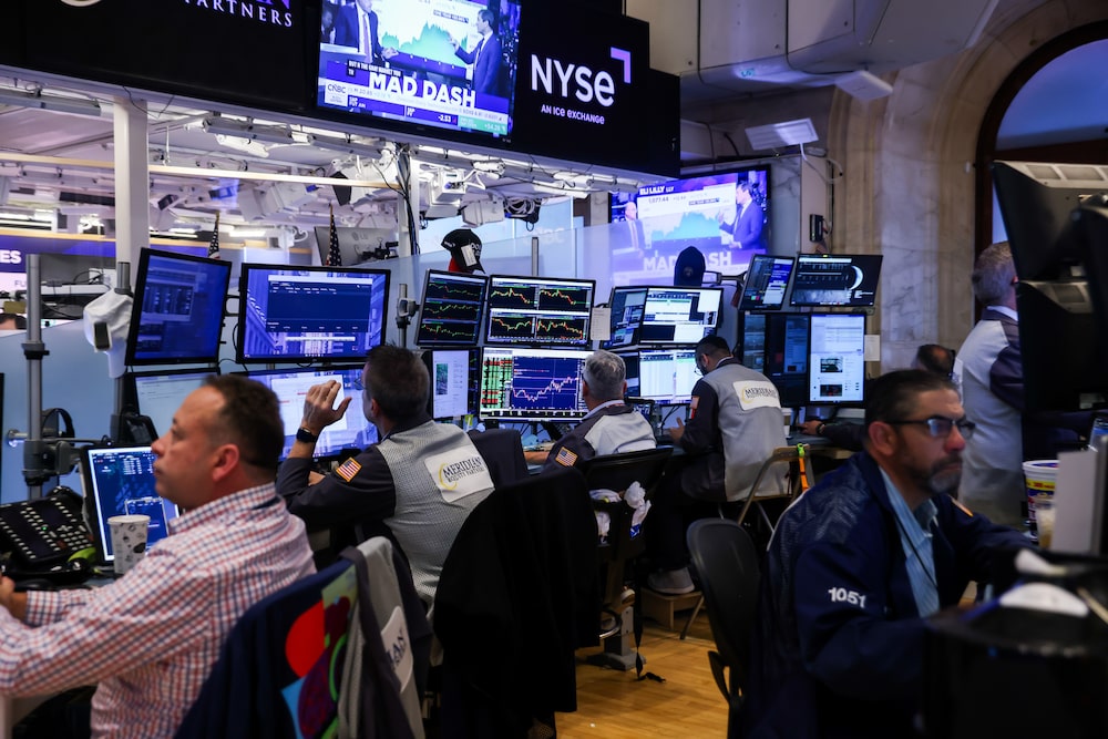 Traders work on the floor of the New York Stock Exchange (NYSE) in New York, US, on Tuesday, May 26, 2026. Wall Street kicked off the holiday-shortened week with stocks joining bonds higher as hopes for a peace deal between the US and Iran overshadowed military strikes in the Persian Gulf. Photographer: Michael Nagle/Bloomberg Traders work on the floor of the New York Stock Exchange (NYSE) in New York, US, on Tuesday, May 26, 2026. Wall Street kicked off the holiday-shortened week with stocks joining bonds higher as hopes for a peace deal between the US and Iran overshadowed military strikes in the Persian Gulf. Photographer: Michael Nagle/Bloomberg