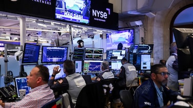 S&P 500 sube tras datos económicos y alza de Micron, mientras el crudo borra ganancias de la guerra S&P 500 sube tras datos económicos y alza de Micron, mientras el crudo borra ganancias de la guerra