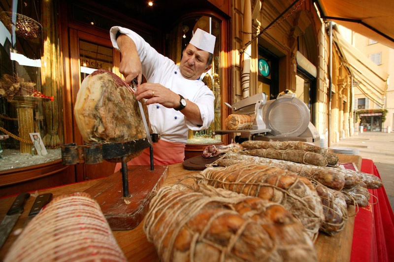 Dez anos depois de encerrar uma histórica disputa comercial na Itália, JBS anuncia nova aquisição no país Dez anos depois de encerrar uma histórica disputa comercial na Itália, JBS anuncia nova aquisição no país