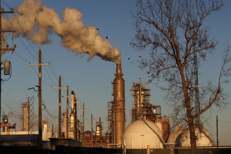 Oil Edges Higher as Trump Cools Prospects for Talks With Iran Oil Edges Higher as Trump Cools Prospects for Talks With Iran