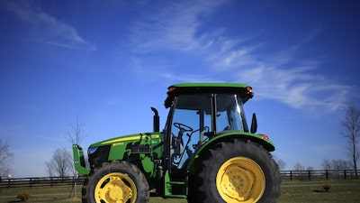 Deere vê recuperação de máquinas agrícolas em 2027 após ciclo de baixa Deere vê recuperação de máquinas agrícolas em 2027 após ciclo de baixa