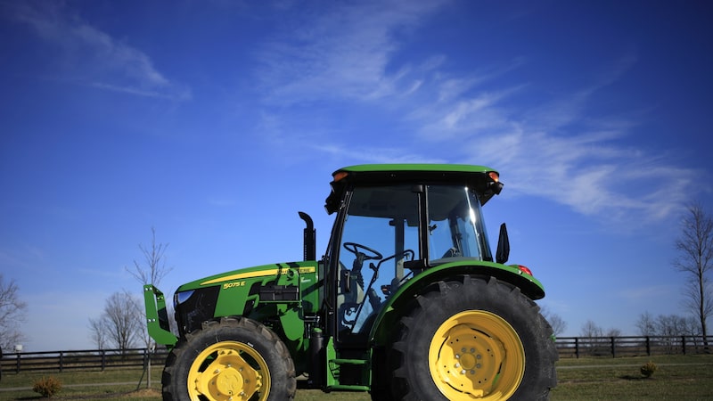 Deere vê recuperação de máquinas agrícolas em 2027 após ciclo de baixa Deere vê recuperação de máquinas agrícolas em 2027 após ciclo de baixa