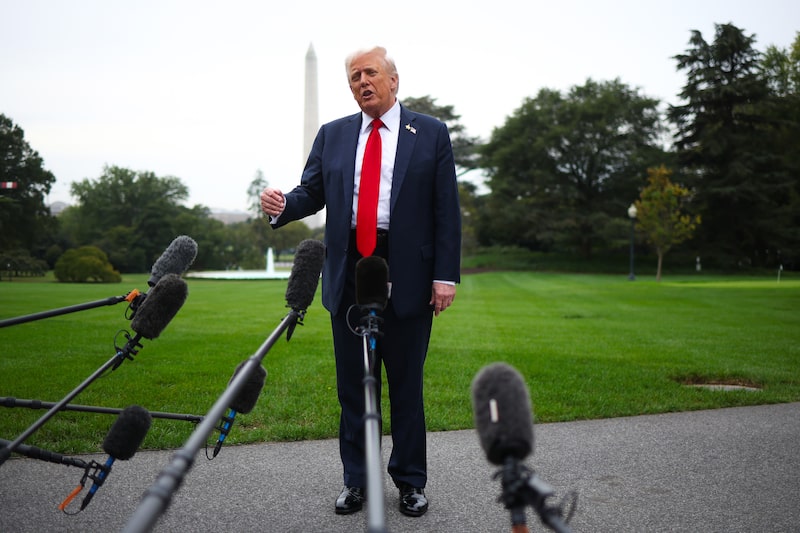 Trump amenaza a Hamás con un “infierno” si no firma acuerdo de paz antes del domingo Trump amenaza a Hamás con un “infierno” si no firma acuerdo de paz antes del domingo