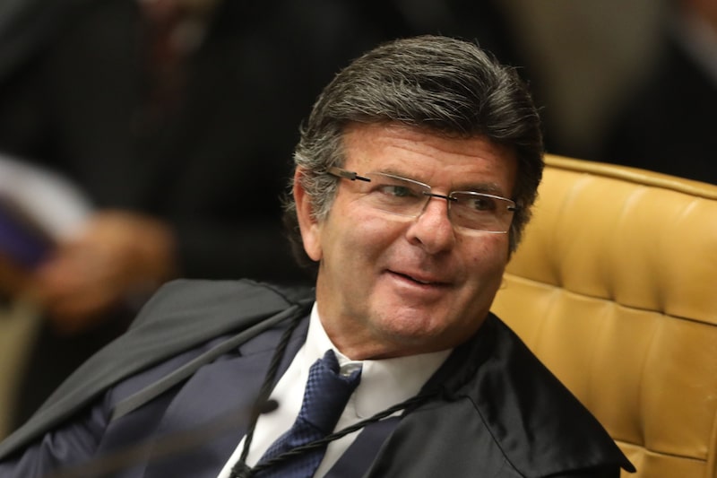 El presidente del Supremo Tribunal Federal de Brasil, Luiz Fux, dijo que considera que la autonomía otorgada a los responsables de la política de Brasil es un gran avance. El presidente del Supremo Tribunal Federal de Brasil, Luiz Fux, dijo que considera que la autonomía otorgada a los responsables de la política de Brasil es un gran avance.