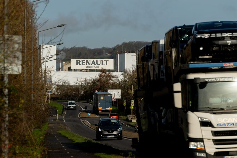 Embora os executivos da Honda e da Nissan tenham chamado a transação planejada de fusão, o acordo prolongado equivale efetivamente a uma aquisição da Nissan. (Foto: Bloomberg News) Embora os executivos da Honda e da Nissan tenham chamado a transação planejada de fusão, o acordo prolongado equivale efetivamente a uma aquisição da Nissan. (Foto: Bloomberg News)