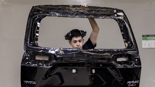 Indústria do medo: Brasil lidera mercado de blindados e movimenta R$ 3,5 bi ao ano Indústria do medo: Brasil lidera mercado de blindados e movimenta R$ 3,5 bi ao ano