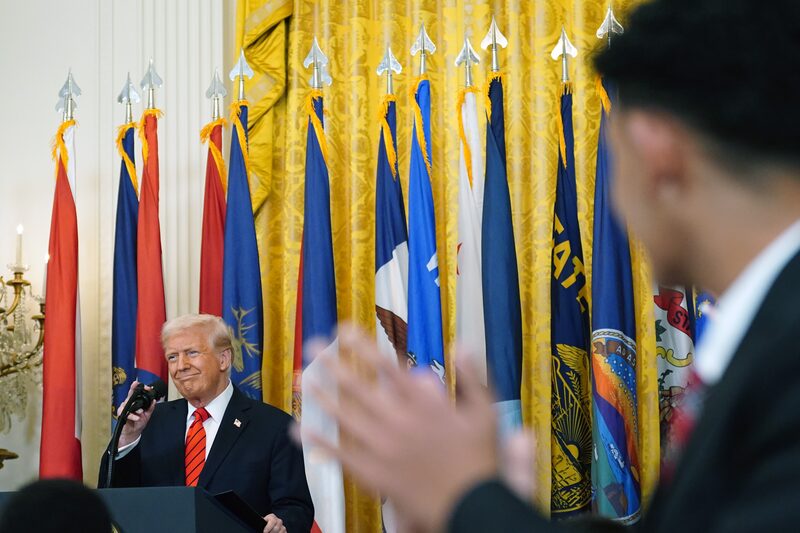 Trump prometió una “edad de oro” para EE.UU., pero ahora dice que puede tardar un poco. Trump prometió una “edad de oro” para EE.UU., pero ahora dice que puede tardar un poco.