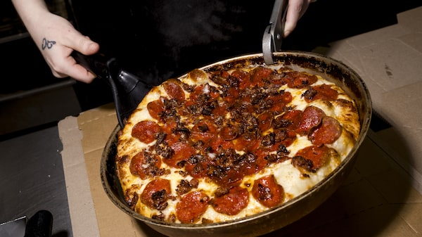 Domino’s Pizza Enterprises sube tras el nombramiento de un veterano de McDonald’s como CEO Domino’s Pizza Enterprises sube tras el nombramiento de un veterano de McDonald’s como CEO