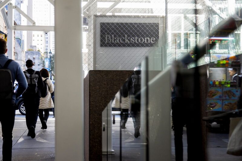 Las realizaciones del primer trimestre en el brazo inmobiliario de Blackstone se desplomaron un 65% respecto al año anterior. Las realizaciones del primer trimestre en el brazo inmobiliario de Blackstone se desplomaron un 65% respecto al año anterior.