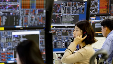 ETFs da BlackRock e Vanguard se distanciam com rali de ações de tecnologia ETFs da BlackRock e Vanguard se distanciam com rali de ações de tecnologia