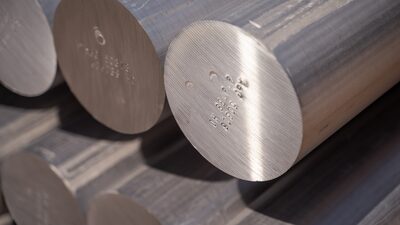 El aluminio se mantiene cerca de su máximo en tres años por temores de suministro en China El aluminio se mantiene cerca de su máximo en tres años por temores de suministro en China