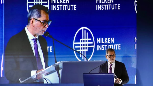 Édgar Amador dice a inversionistas que las cosas están mejorando para la economía de México Édgar Amador dice a inversionistas que las cosas están mejorando para la economía de México