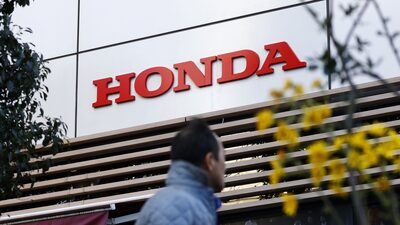 Honda corta previsão de lucro para o ano sob efeito de crise de chips e queda na Ásia Honda corta previsão de lucro para o ano sob efeito de crise de chips e queda na Ásia