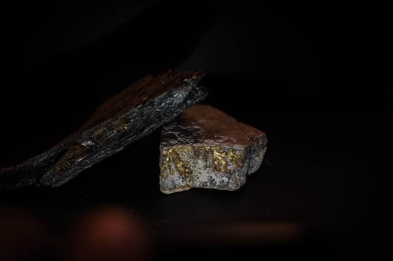 Gold-Bearing Rock Gold-Bearing Rock