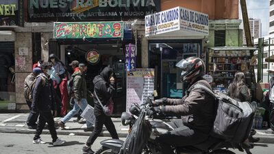 Poder adquisitivo del salario mínimo en Bolivia se desploma y la informalidad preocupa Poder adquisitivo del salario mínimo en Bolivia se desploma y la informalidad preocupa