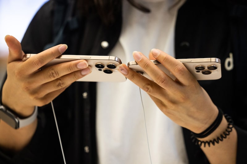 Los dispositivos iPhone podrían incrementar sus precios hasta en 43%, preven expertos. Los dispositivos iPhone podrían incrementar sus precios hasta en 43%, preven expertos.