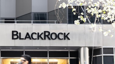 La IA compite cada vez más con los gobiernos por el capital: BlackRock ve US$7,5 billones en juego La IA compite cada vez más con los gobiernos por el capital: BlackRock ve US$7,5 billones en juego