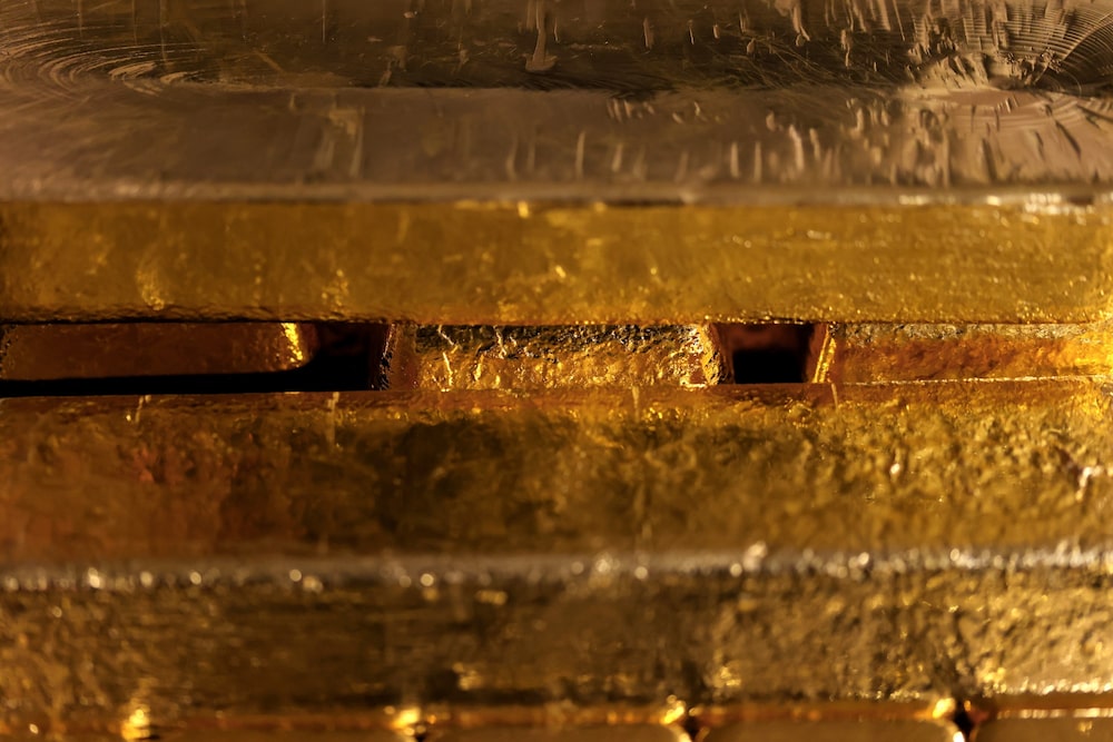 Oro no refinado antes de ser procesado. Oro no refinado antes de ser procesado.